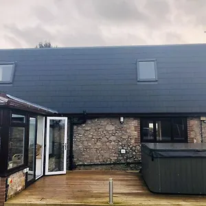 https://worship-farm-accommodation.cardiffhotelswales.com