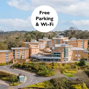 https://university-of-exeter-holland-hall-ex4-4sa.cardiffhotelswales.com