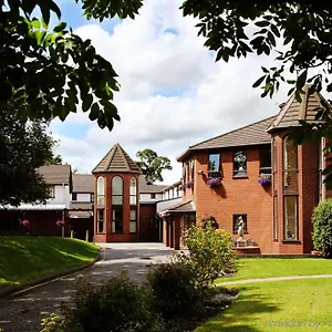 Beaufort Park Hotel Mold