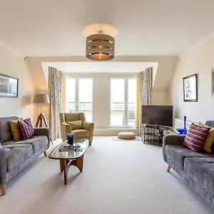 Joivy Inviting Near Leith Walk Apartment Edinburgh